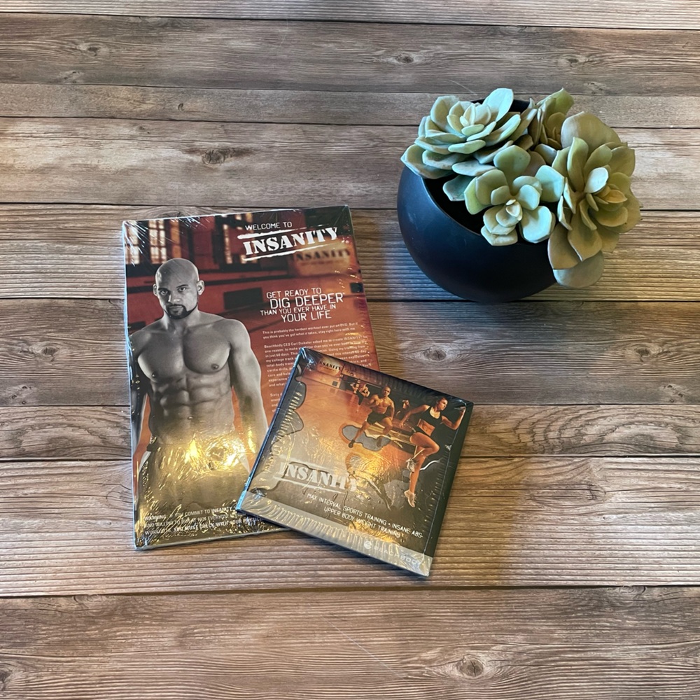 Insanity | insane abs, upper body weight, max interval dvd & book